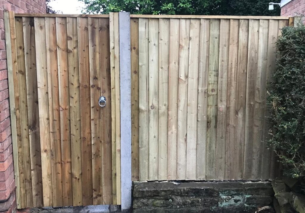 Manchester Fecing Decking Paving Gates Continental Panels Indian Stone Wooden Gates Waney Laps Heavy Duty Vertical Boards Post and Rail Domestic Custom Made To Measure Concrete Posts Concrete Panels Base Panels Wooden Posts Wooden Decking Purgulars Turfing