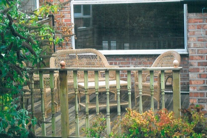 Manchester Fecing Decking Paving Gates Continental Panels Indian Stone Wooden Gates Waney Laps Heavy Duty Vertical Boards Post and Rail Domestic Custom Made To Measure Concrete Posts Concrete Panels Base Panels Wooden Posts Wooden Decking Purgulars Turfing